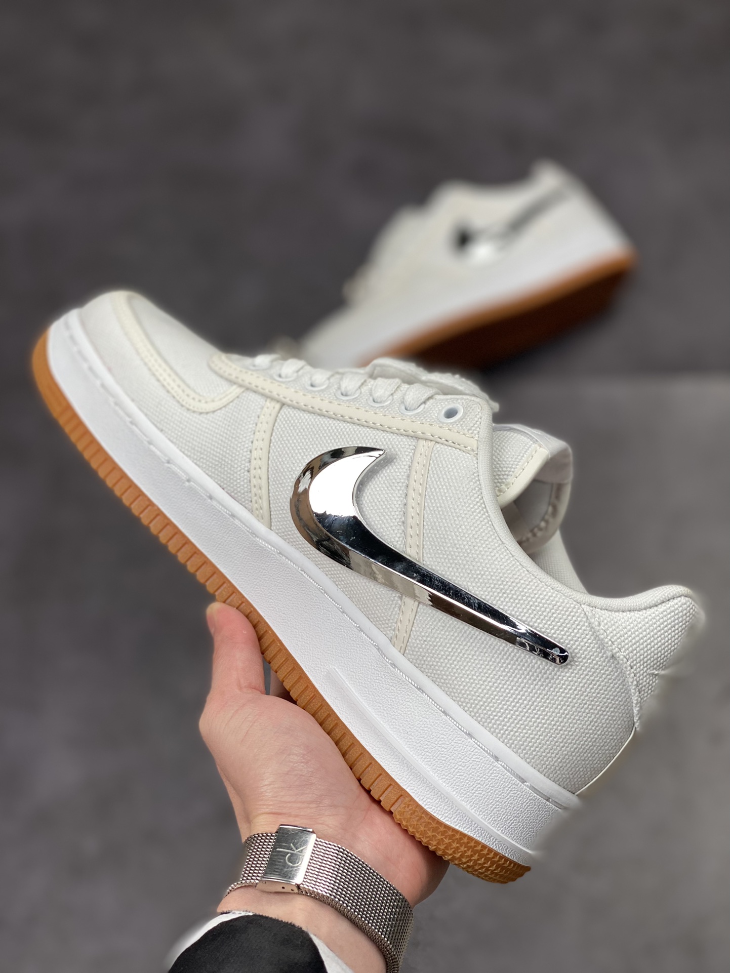 330 Travis Scott x Air Force 1 原盒官方正确纯原版本AQ4211-100