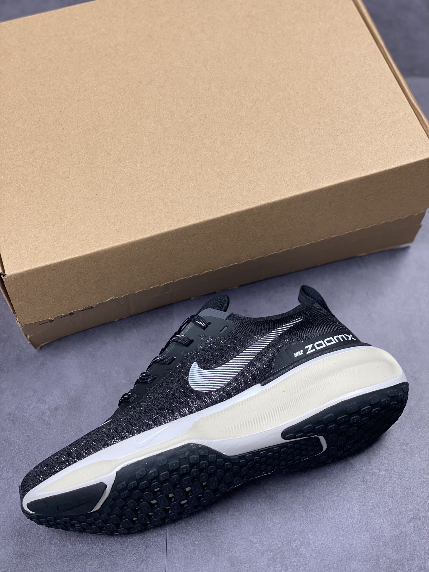 200 NIKE Zoom X Invincible Run Fk 3 马拉松机能风格运动鞋 DR2615-001