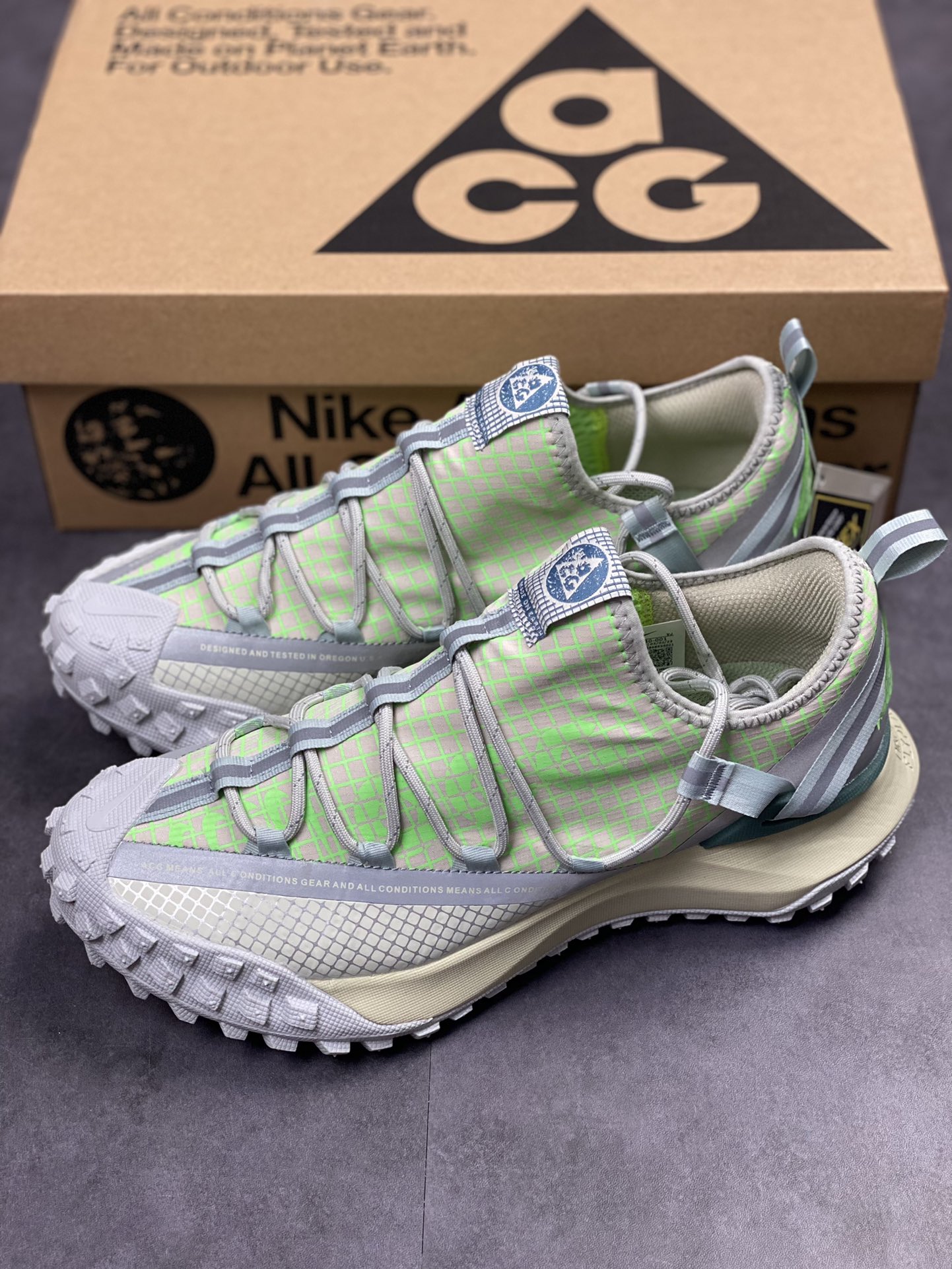 210 Nike ACG Mountain Fly Low GORE-TEX 户外登山运动鞋/荧光绿 DJ4030-001