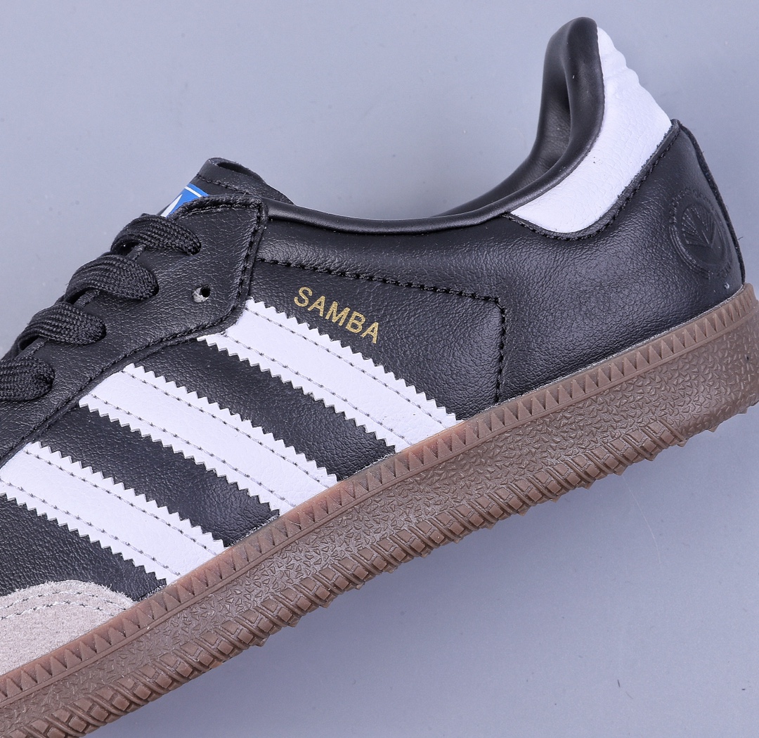 Adidas Samba OG FT Sneakers This samba showcases quality craftsmanship FX9042