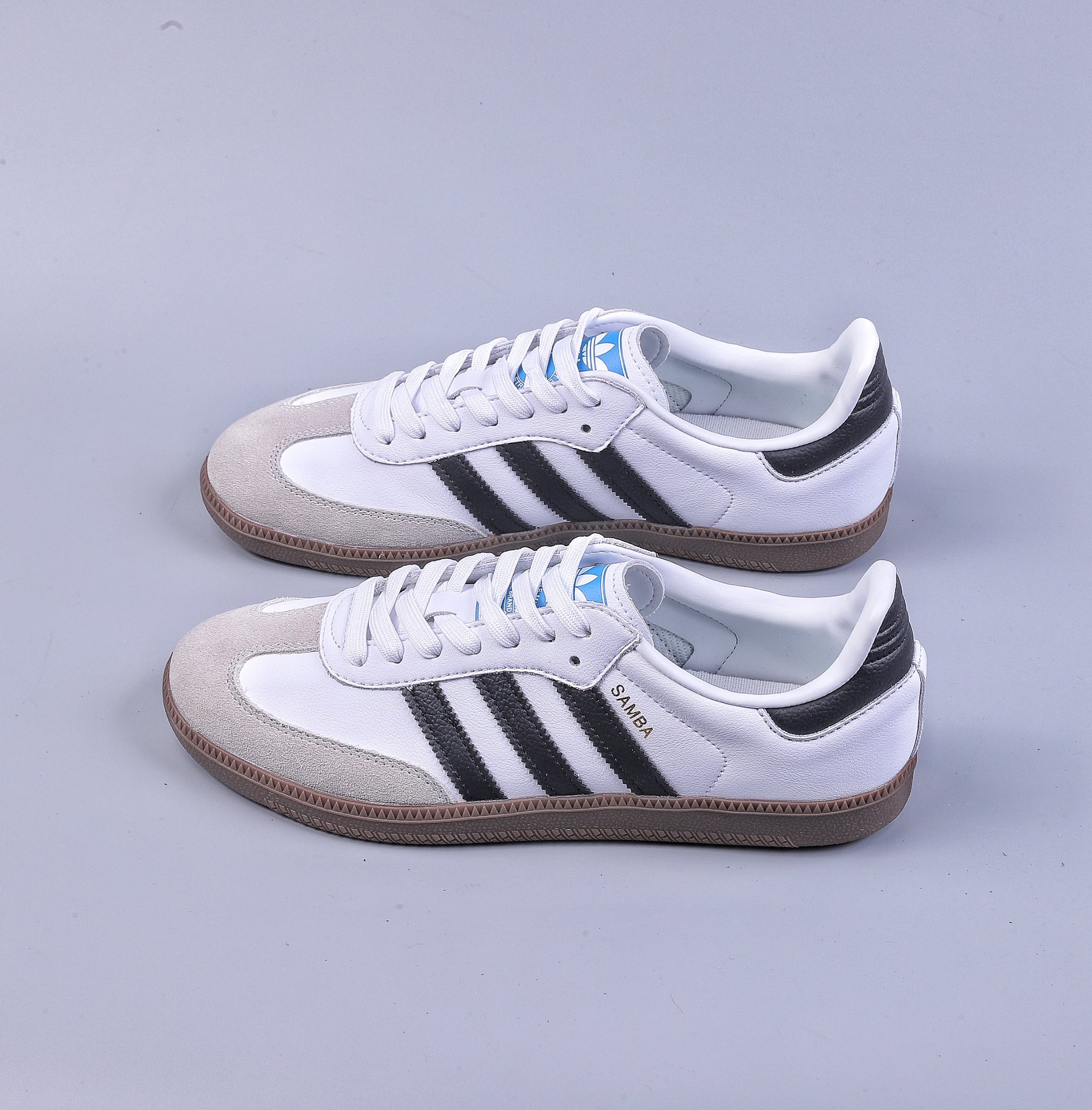 Adidas Samba OG FT Sneakers This samba showcases high quality craftsmanship H01877