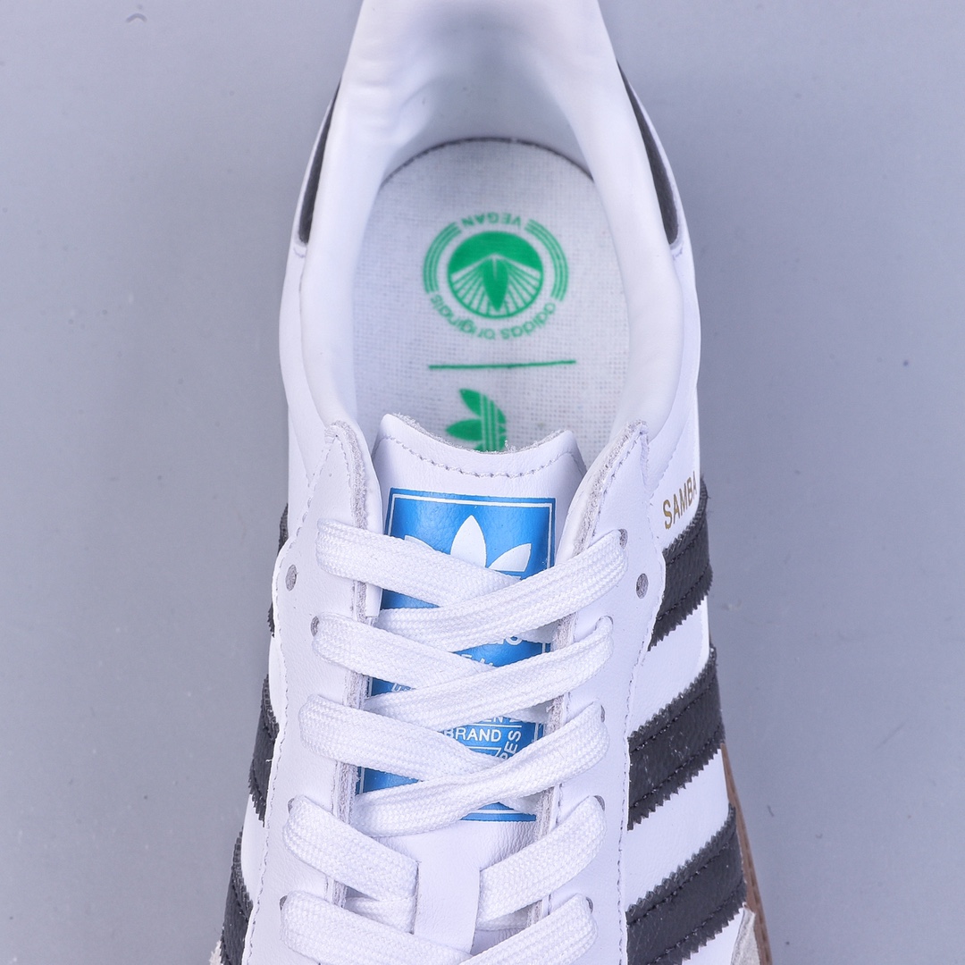 Adidas Samba OG FT Sneakers This samba showcases high quality craftsmanship H01877