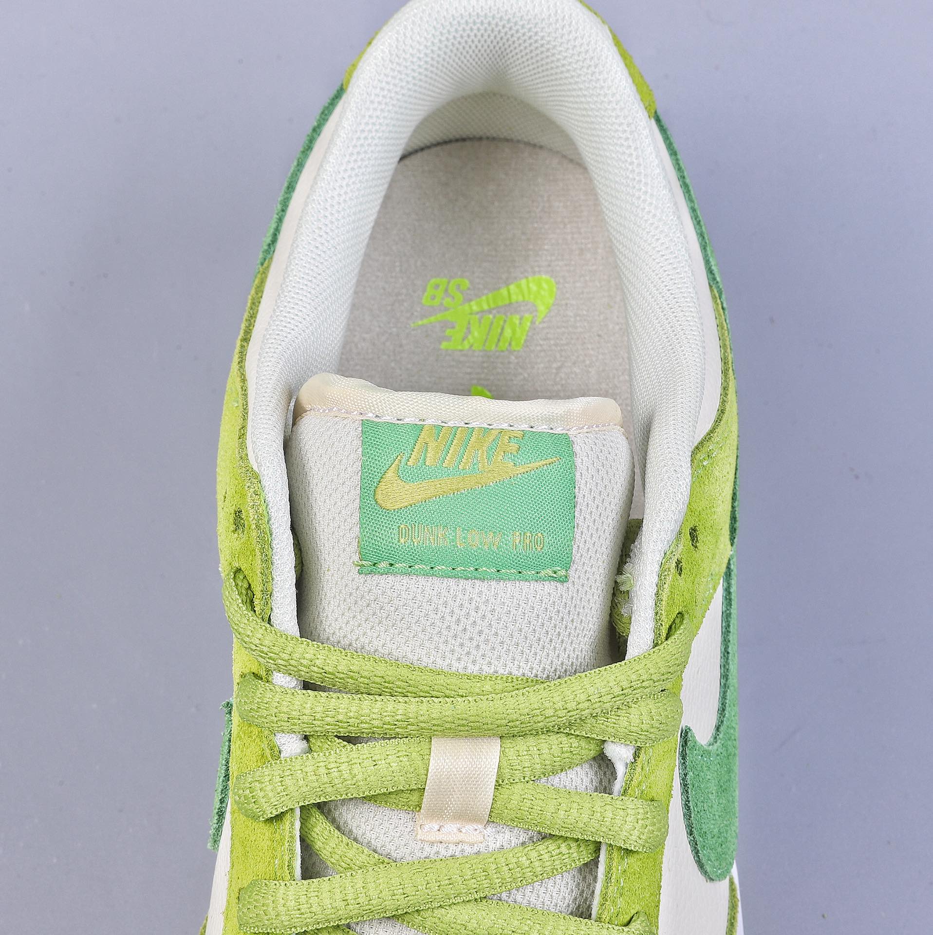 200 S Nike SB Dunk Low 白绿青苹果DM0807-300