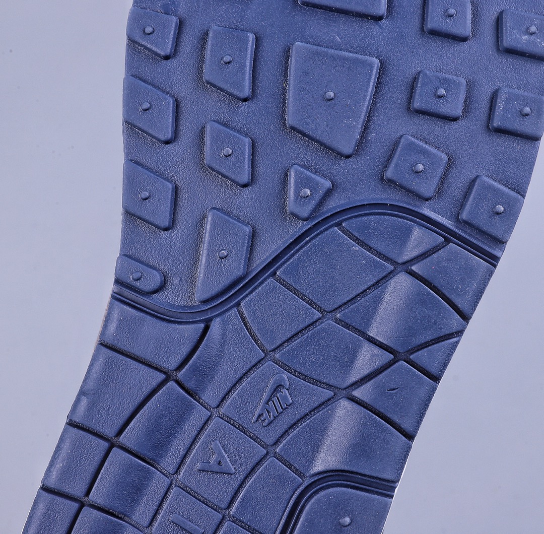 220 Nike Air Max 1 耐克半掌气垫复古跑步鞋 910772-002
