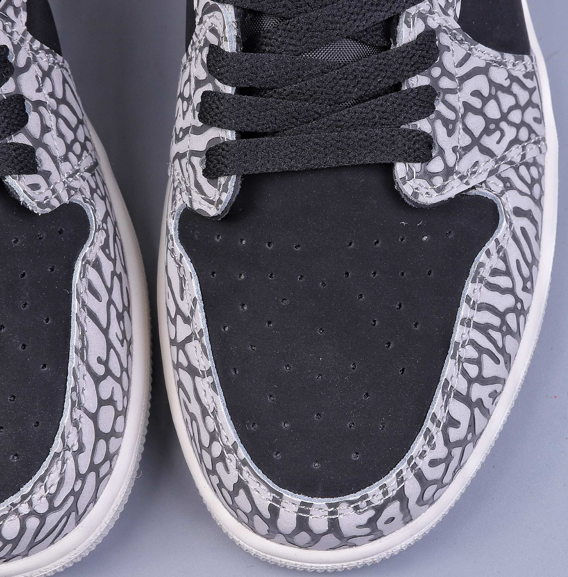 200 Air Jordan 1 Low OG ”Black Cement” AJ1 乔1黑水泥 低帮文化休闲板鞋 CZ0790-001