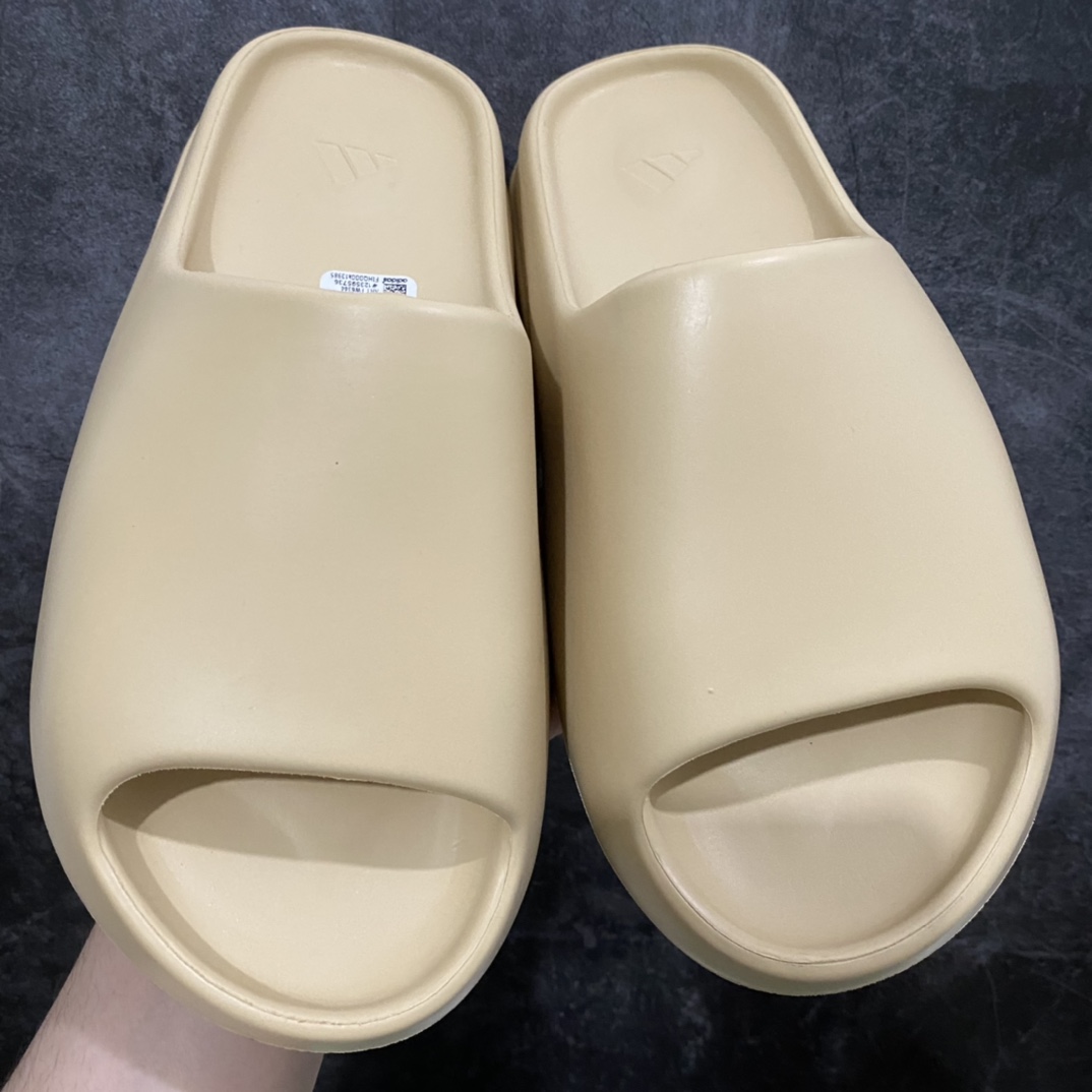 LW Pure Original YEEZY SLIDE Sand FW6344 Coconut Slippers