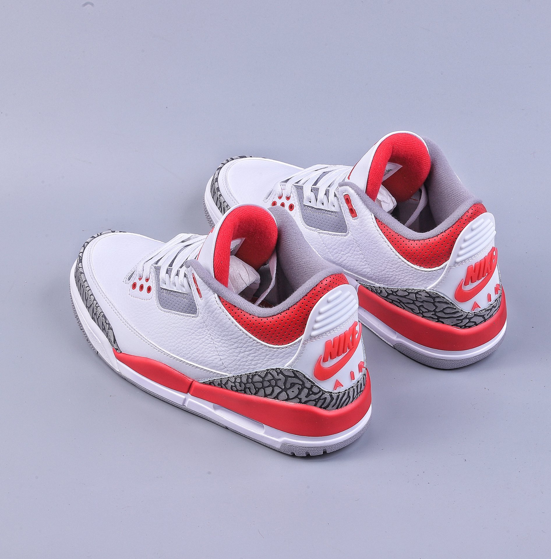 280 R版Air Jordan 3 Retro ”Fire Red” 火焰红配色  DN3707-160