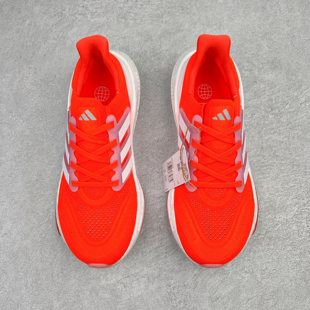 图片[2]-零售💰270 ＃YG纯原 AD Ultra Boost Light UB2023系列低帮袜套式针织透气缓震休闲运动慢跑鞋 HP3344 德国进口巴斯夫大底 全套原纸板楦头开发 原厂特供飞织面配套加持 确保原汁原味 完美呈现版型 一比一还原zp踩屎脚感 原档案底模数据 正确多层组合大底 辰元原厂针织代工 细节还原度极高 独家外贸特供开发至48.5 历经10年不断创新以科技重塑跑步推出全新超轻新科技跑鞋 力求为跑步添活力 搭载LIGHT BOOST中底的新鲜演绎 无论节奏快慢、距离长短 伴你活力畅跑 延续了该系列的设计语言 采用分区编织鞋面 鞋头处网眼孔洞更大 提升透气性 一体式鞋舌 避免运动中出现偏移 实现鞋脚一体性 鞋侧 TPU 材质 有效提供支撑性 镂空的设计 同时减轻整体重量 最明显的则是中底部分 不仅是厚度夸张 大家最熟悉的 Boost 材质终于迎来升级 减重 30% 带来更轻量化的上脚感受  SIZE：36 36.5 37 38 38.5 39 40 编码：by2936070-运动鞋