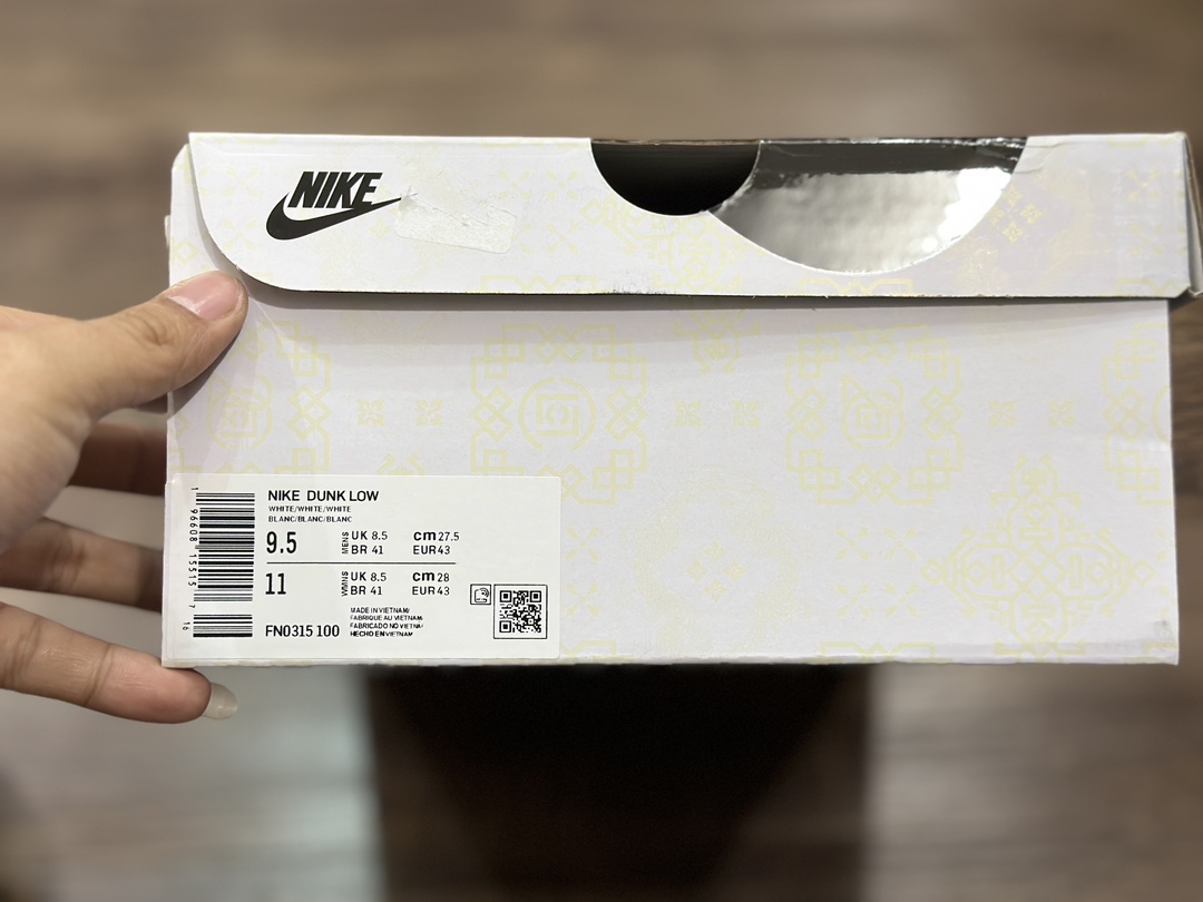 360 NIKE SB Dunk Low 白丝绸 低帮休闲运动鞋  FN0315-110
