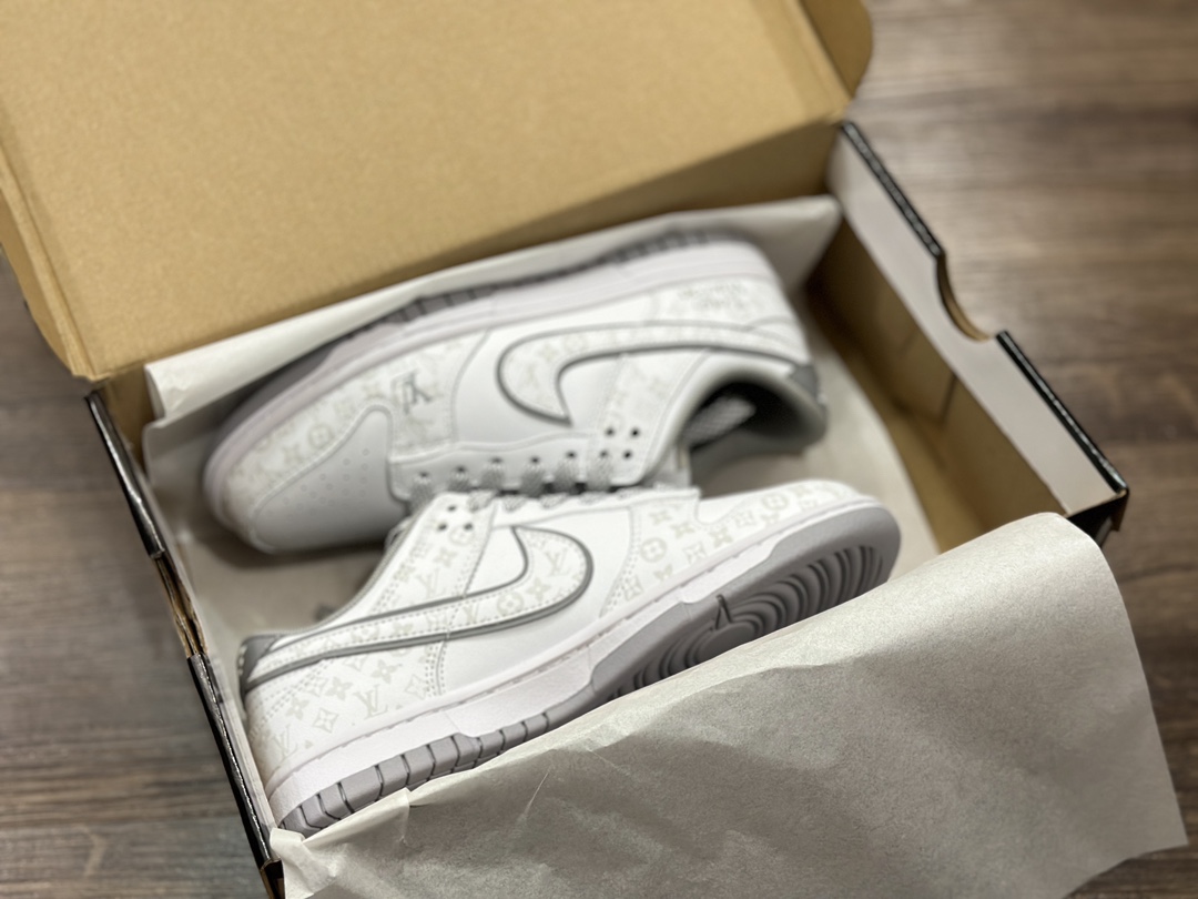 220 Dunk 白黄色 卡其色 LV联名 印花 NIKE SB Dunk Low XD6188-004