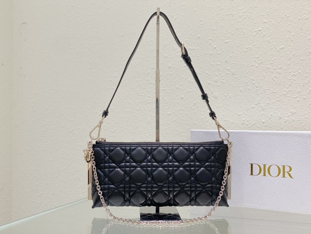 DIOR CLUB Bag Black Lambskin Cannage