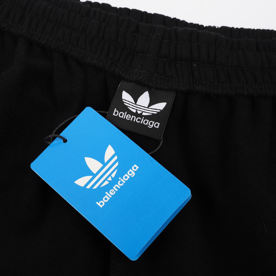 Blcg x Adidas 三叶草联名织带短裤