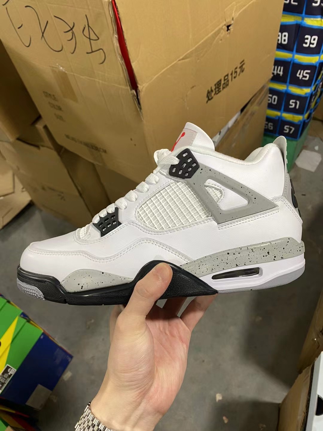 AJ4黑水泥鞋码40-47.5总裁G