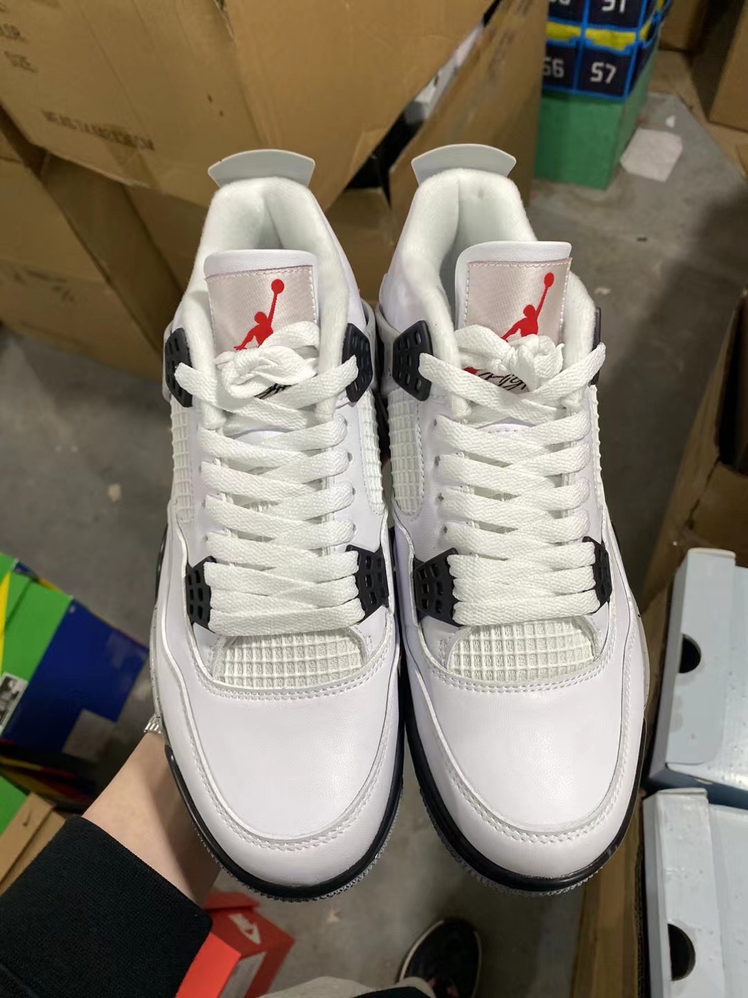 AJ4黑水泥鞋码40-47.5总裁G