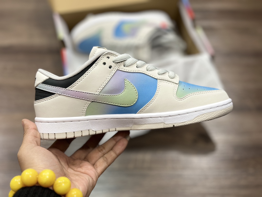 300 NIKE SB Dunk Low 低帮休闲运动鞋  RU2236-563