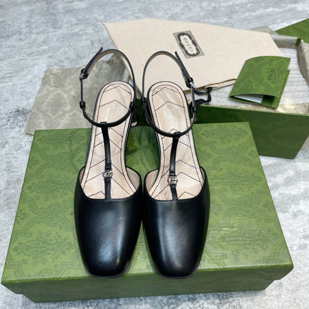 GUCCI 后空凉鞋 小牛皮 黑色