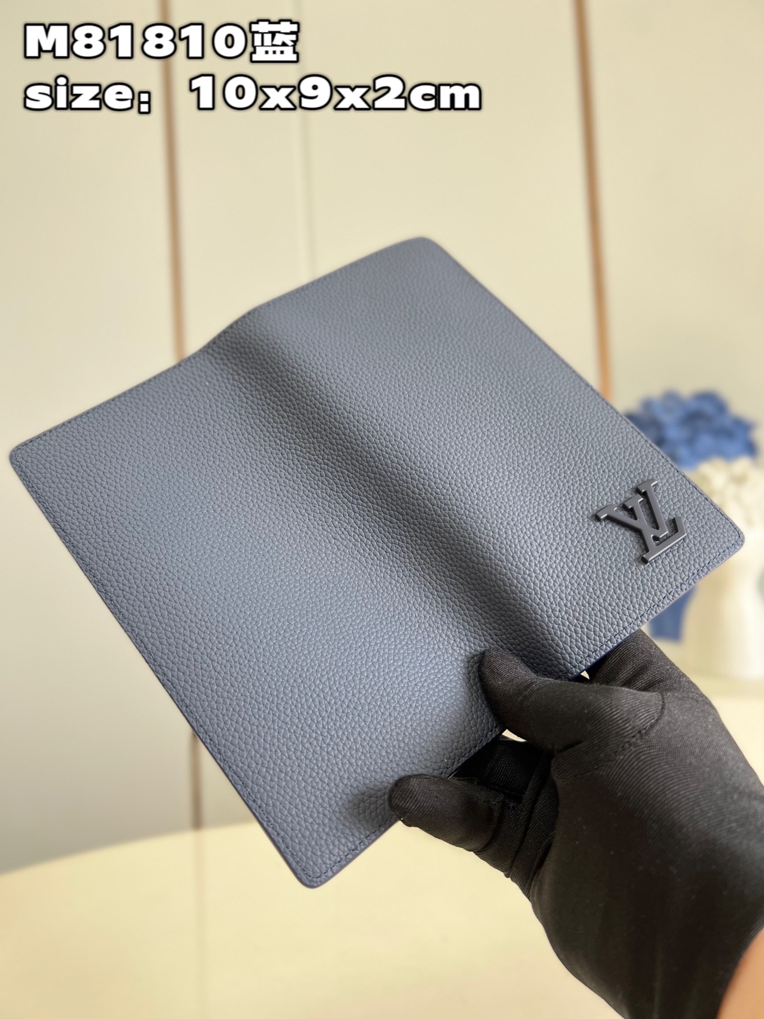 This classic Louis Vuitton Brazza wallet takes on a distinctive new look - Bag 5