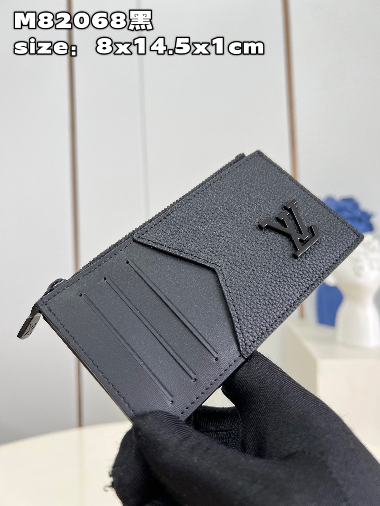 this Coin Card Holder is part of the LV Aerogram collection - Tie 2