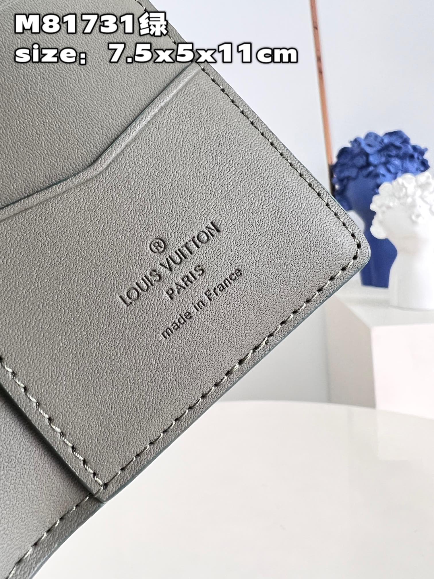 the wallet features multiple interior compartments to keep essentials - Bag 6
