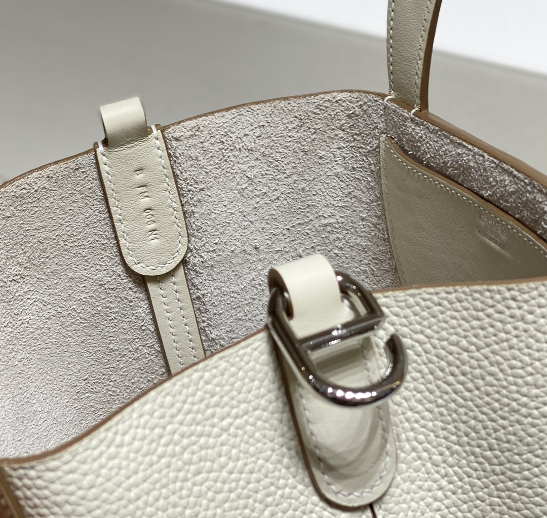 Hermès Luxury Handbag Collection 6