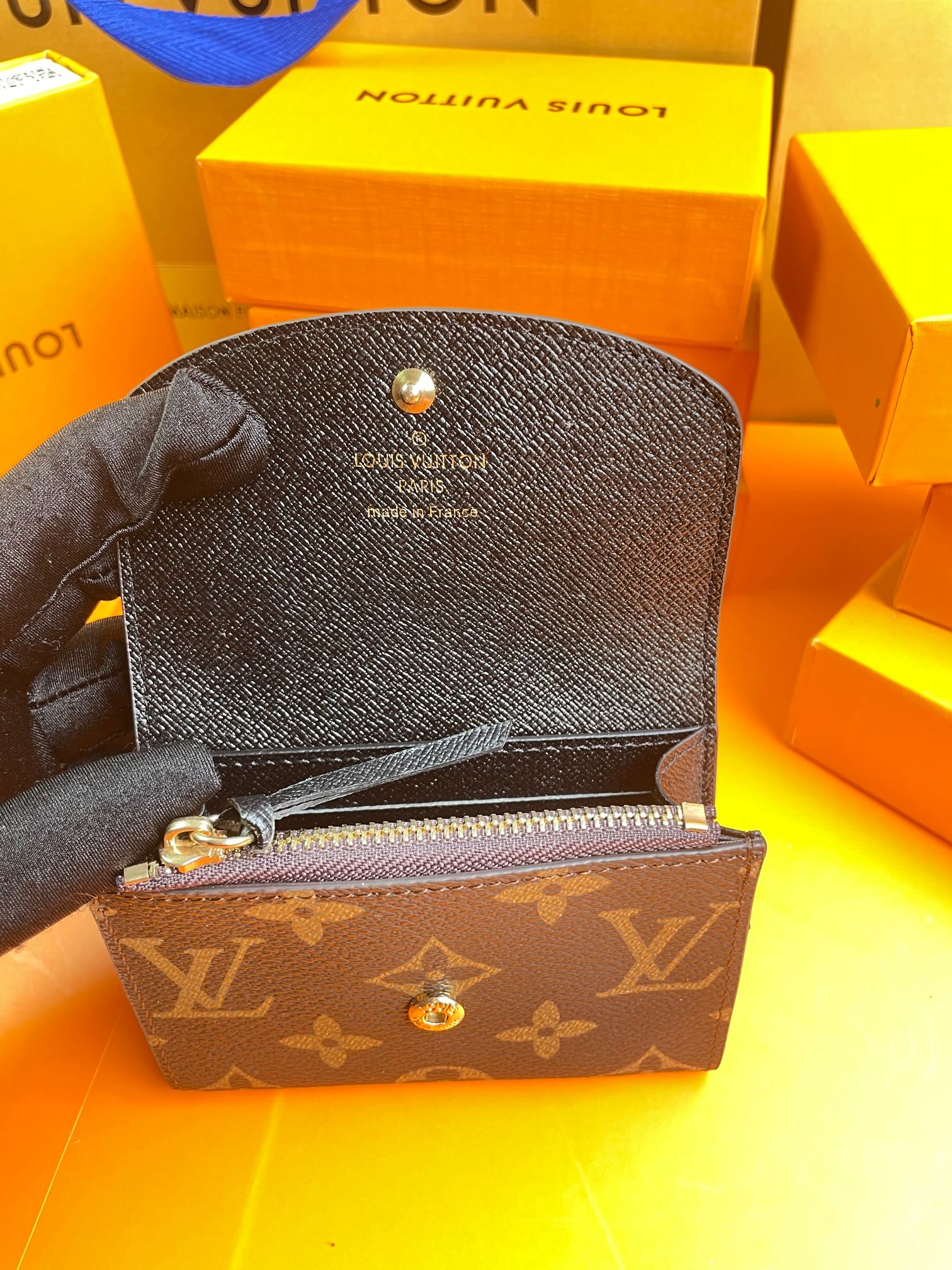 Genuine Leather Short Wallet for Women