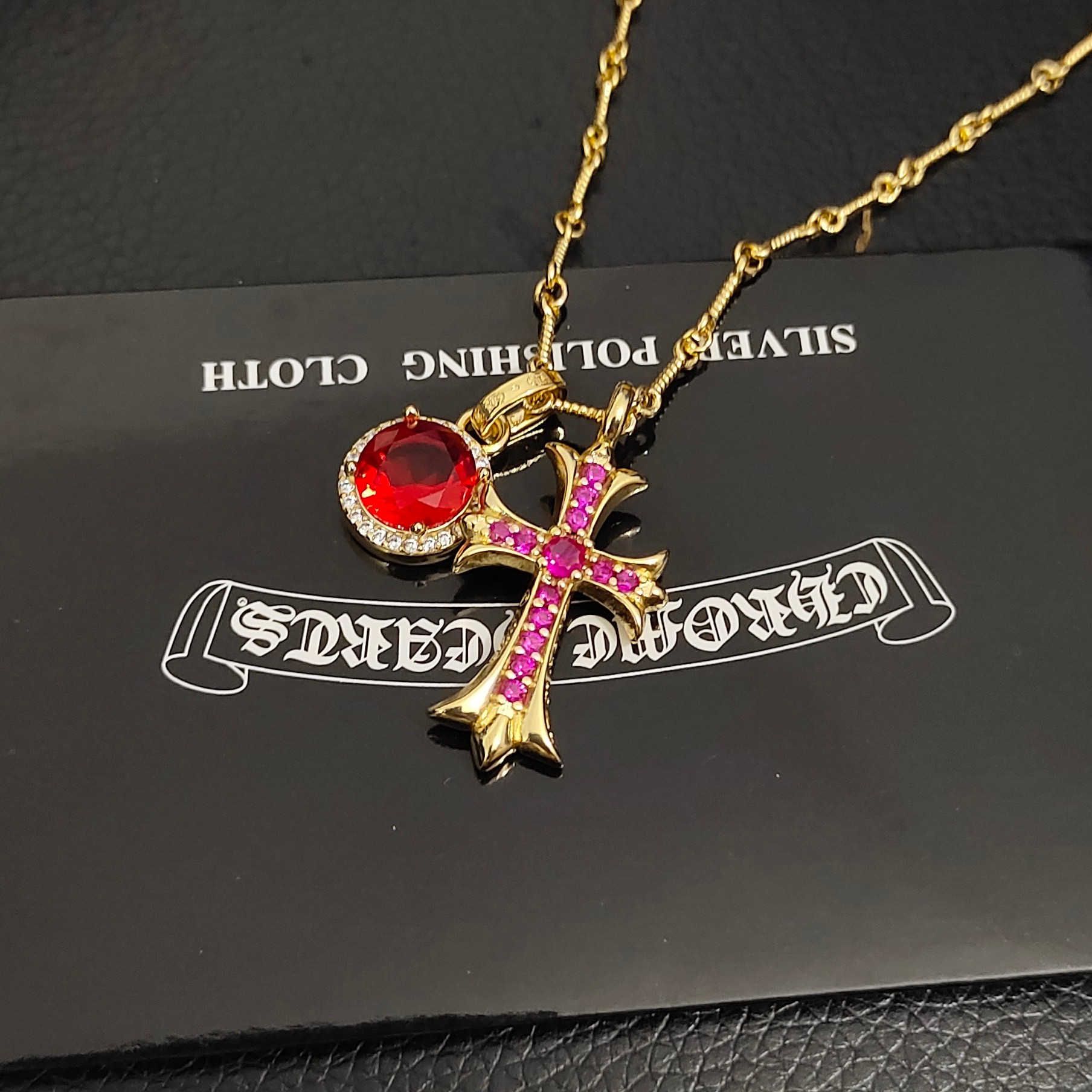 Chrome Hearts 克罗心金色十字架项链