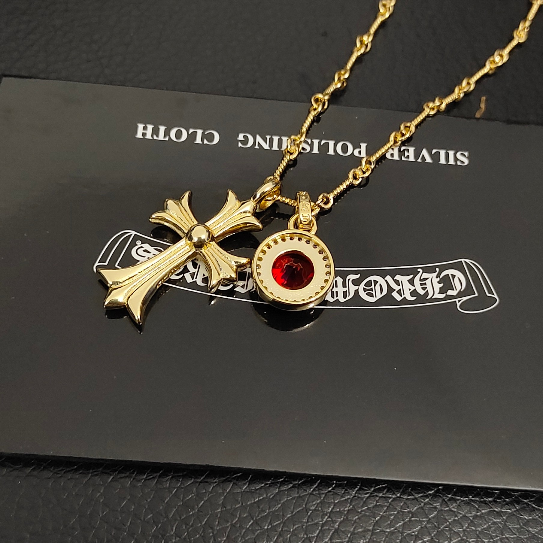 Chrome Hearts 克罗心金色十字架项链