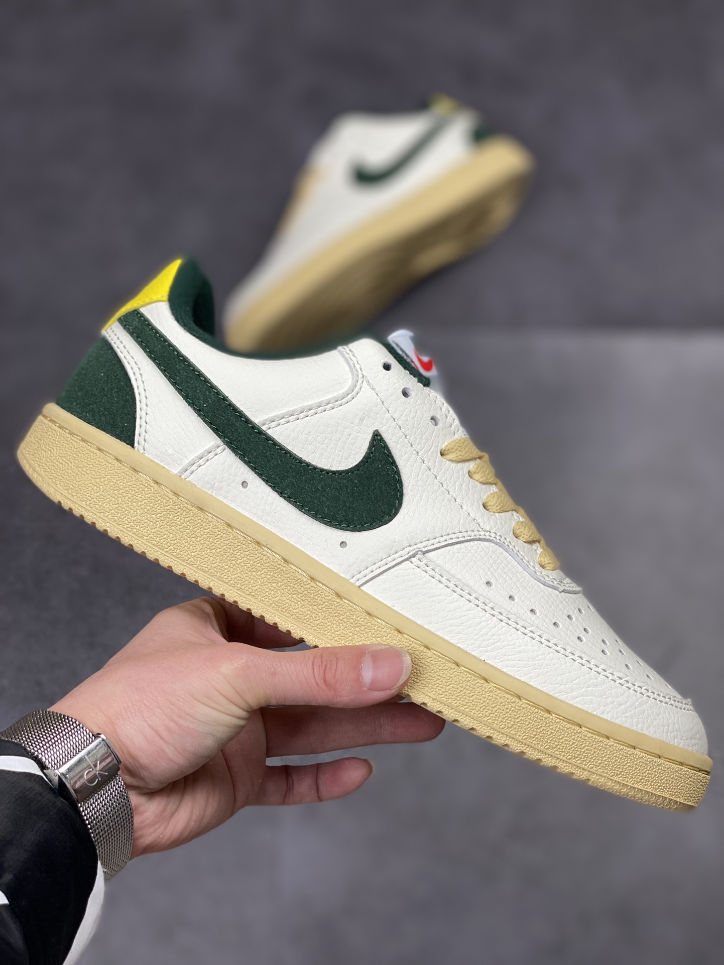 140 NIKE Court Vision Low 休闲运动板鞋  FD0320-133