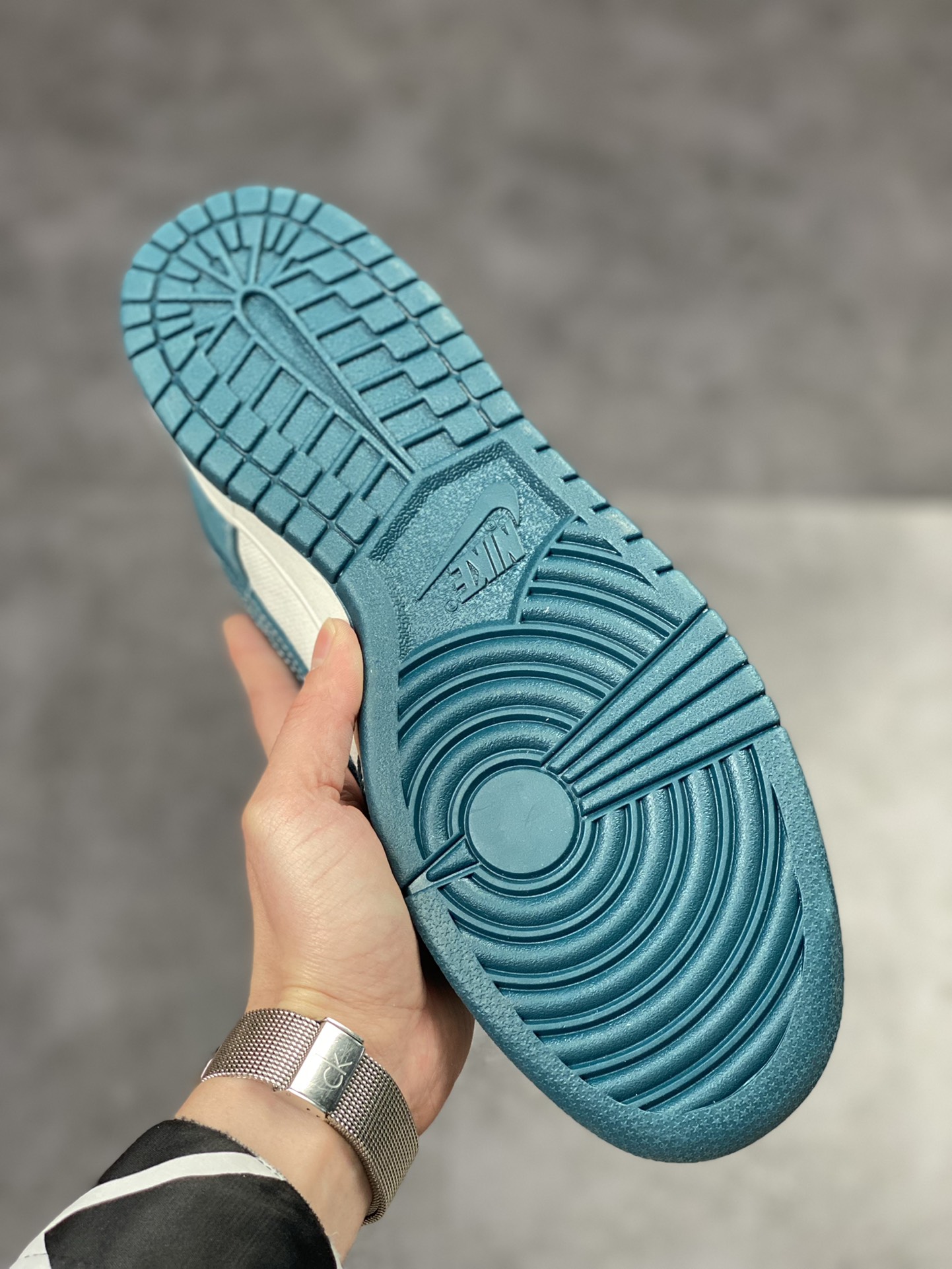200 NIKE SB Dunk Low ”Industrial Blue” 工业牛仔蓝 DV0834-101