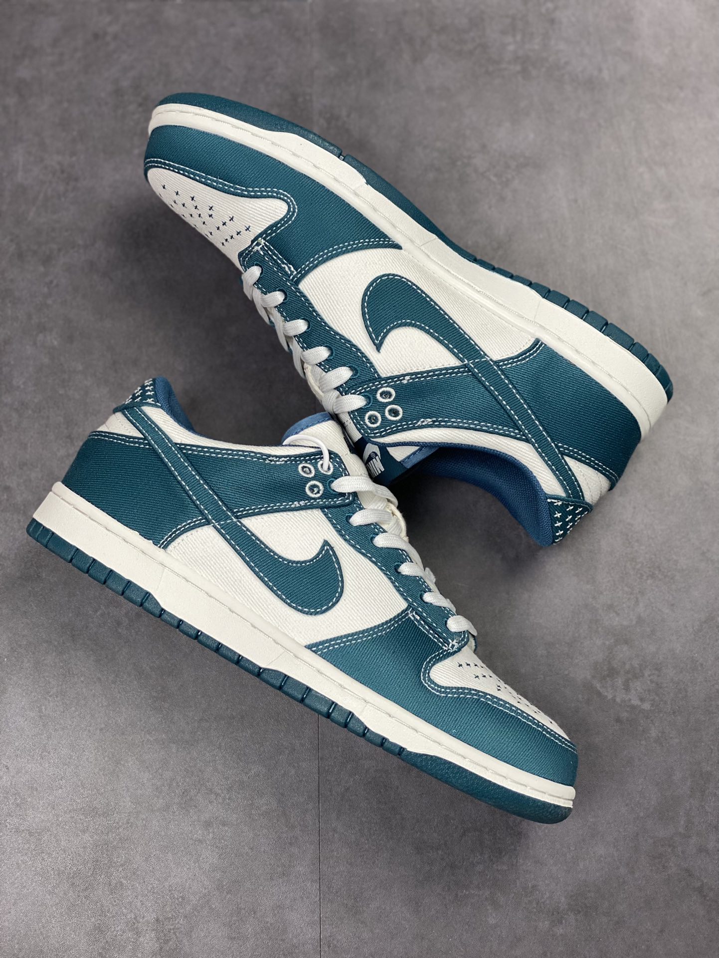 200 NIKE SB Dunk Low ”Industrial Blue” 工业牛仔蓝 DV0834-101
