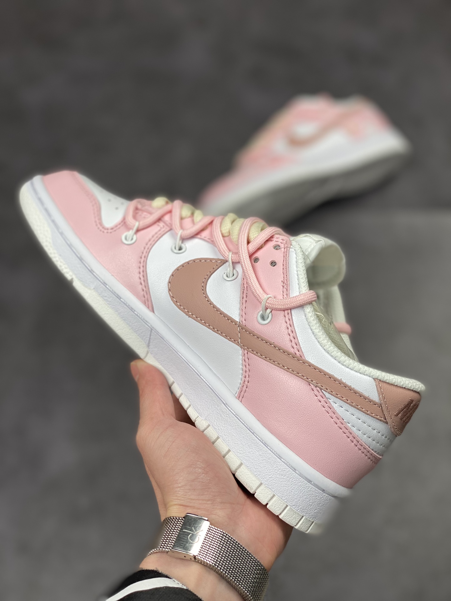 280 Nike SB Dunk Low 白粉兔年印花绑带DH9765-100