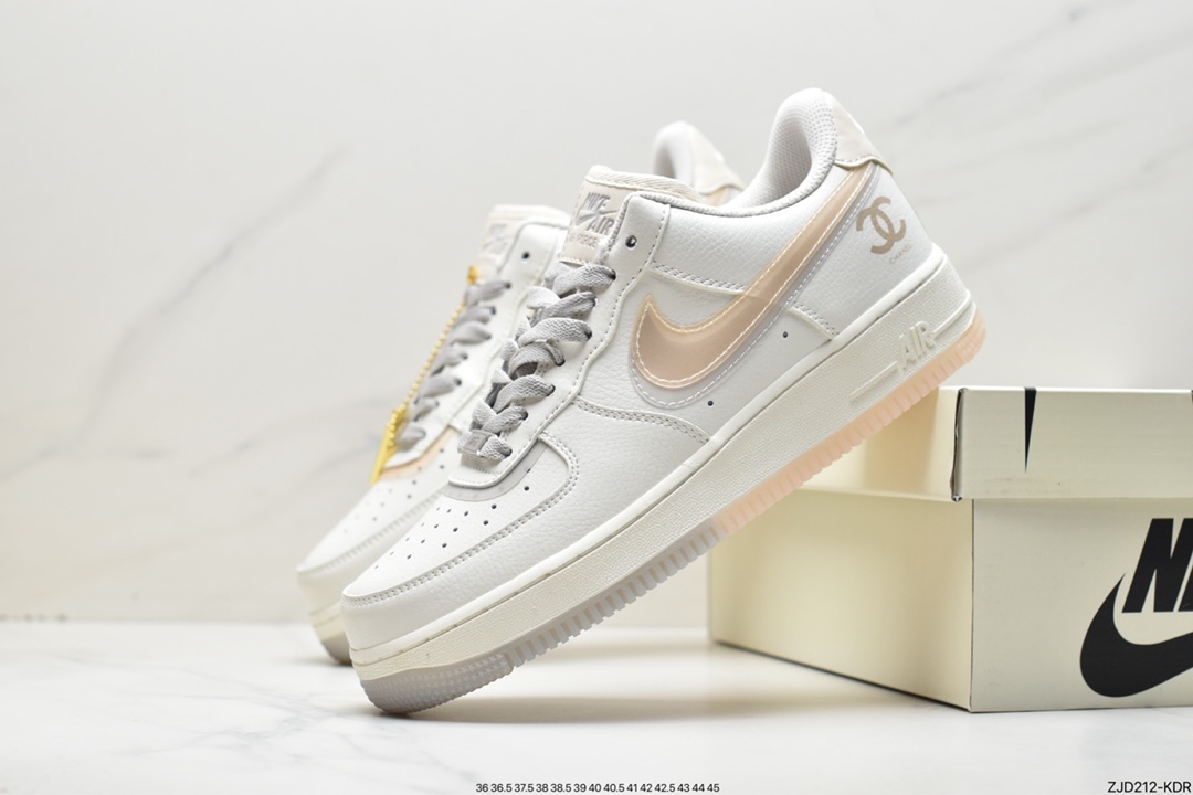 240 Nike Air Force 1 空军一号 官方同步 原楦头原纸板 CW1574-807