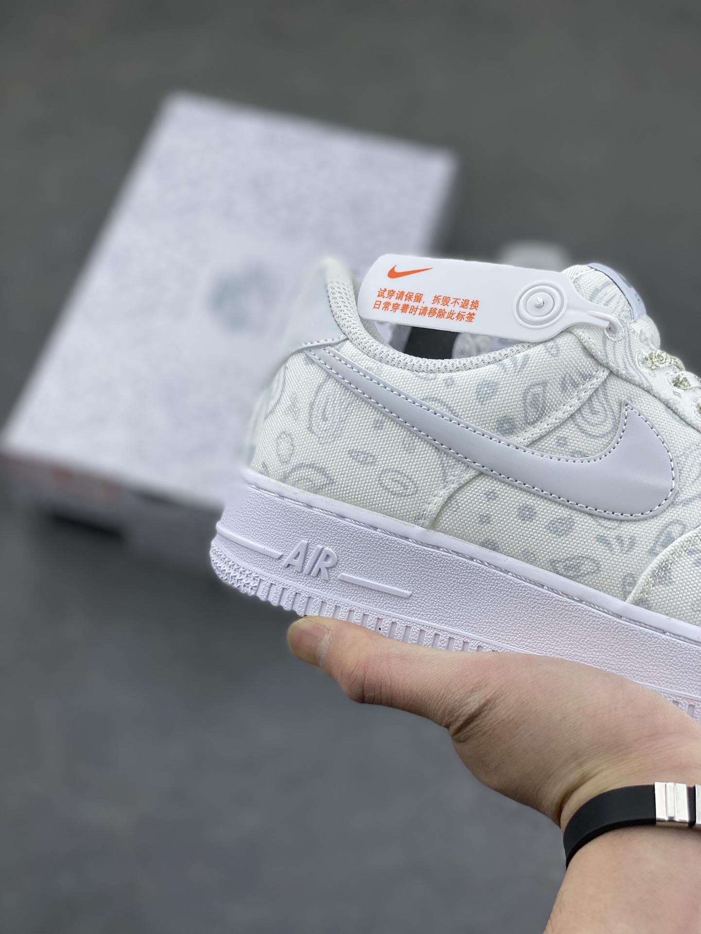 Nike Air Force 1 '07 White Paisley Casual Sneakers Low-Top Shoes 6 i1681068953 2350 4