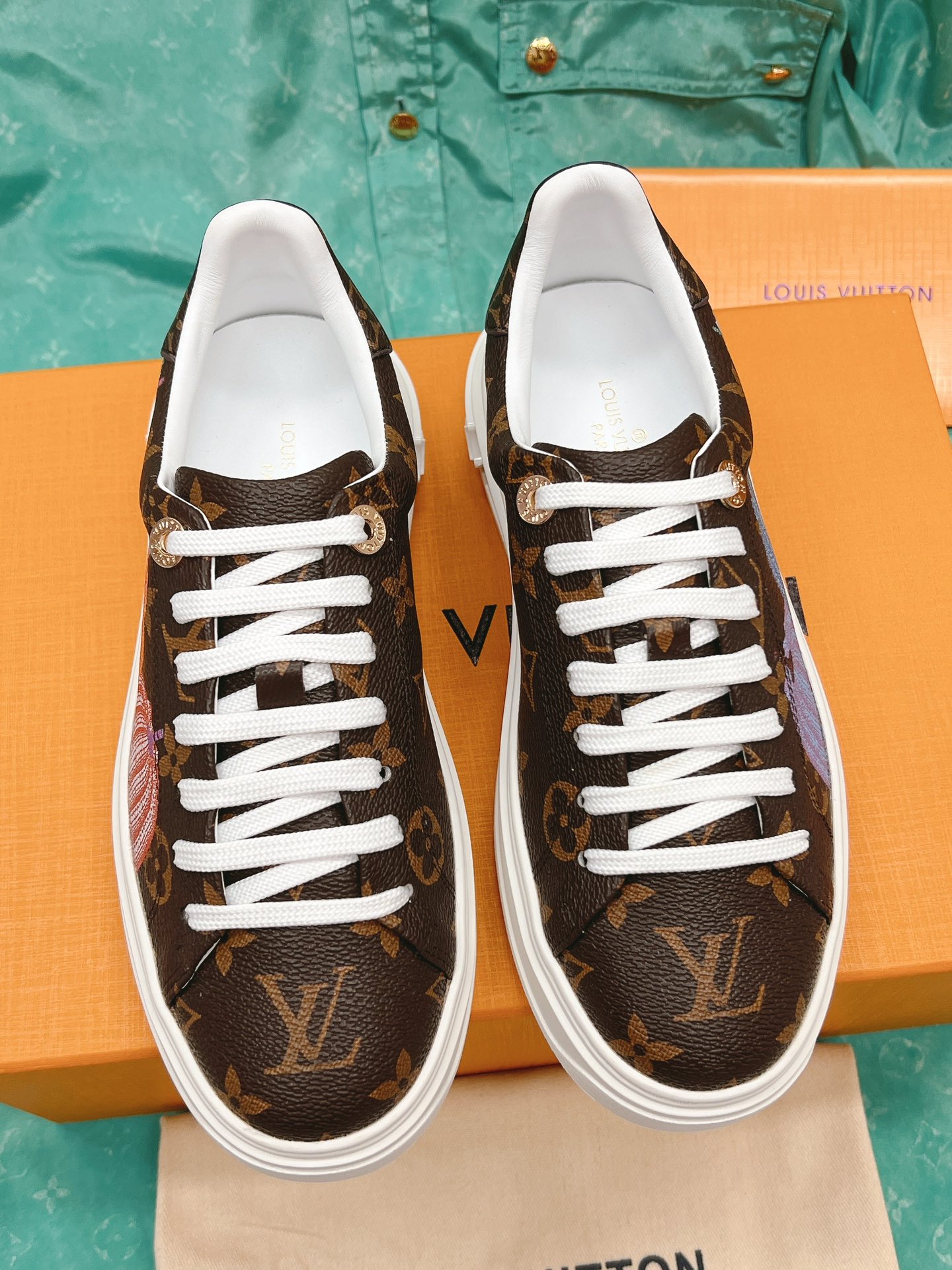 Louis Vuitton Skateboard Shoes Sellers Online
 White Unisex Cowhide Silk Spring Collection Fashion