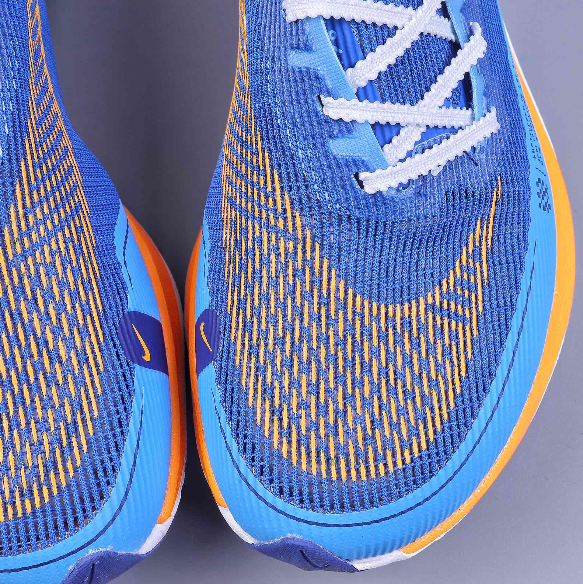 240 Nike ZoomX Vaporfly Next% 破2马拉松跑鞋 FD0713-400