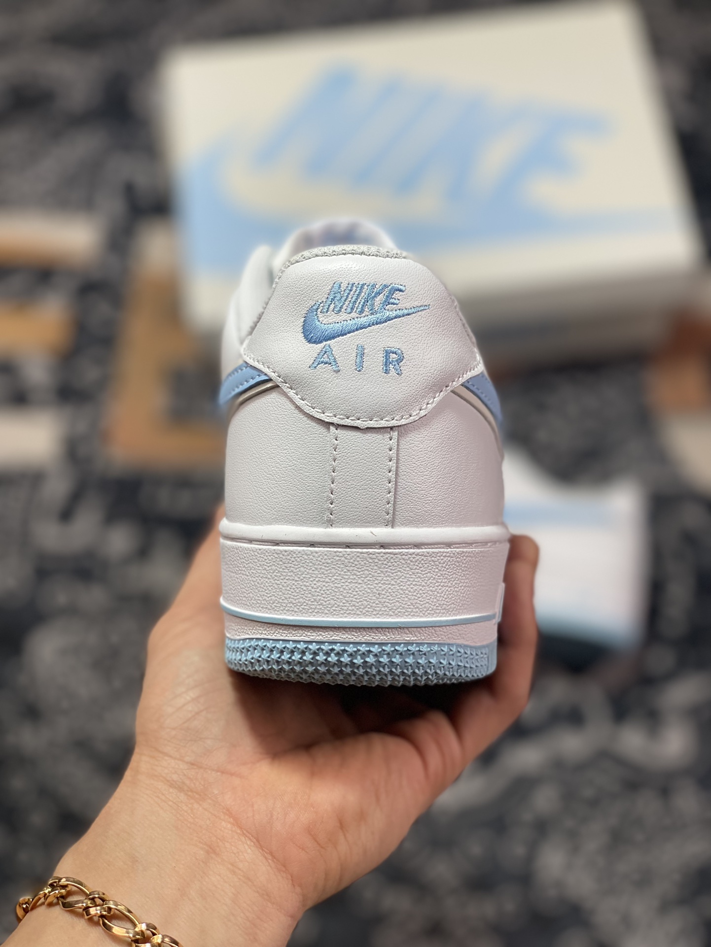 Nike Air Force 1 '07 Low QS ”White/Ice Blue Mini Swoosh” Air Force One Classic CV5696-962-Top High Quatity Cheap Sneakers Fashion Clothing Clothes Bags handbags Shoes of all Brand wholesale With The best Quality And Beautiful Price from China Factory Chinese suppliers wholesaler seller Nike Air Force 1 '07 Low QS ”White/Ice Blue Mini Swoosh” Air Force One Classic CV5696-962