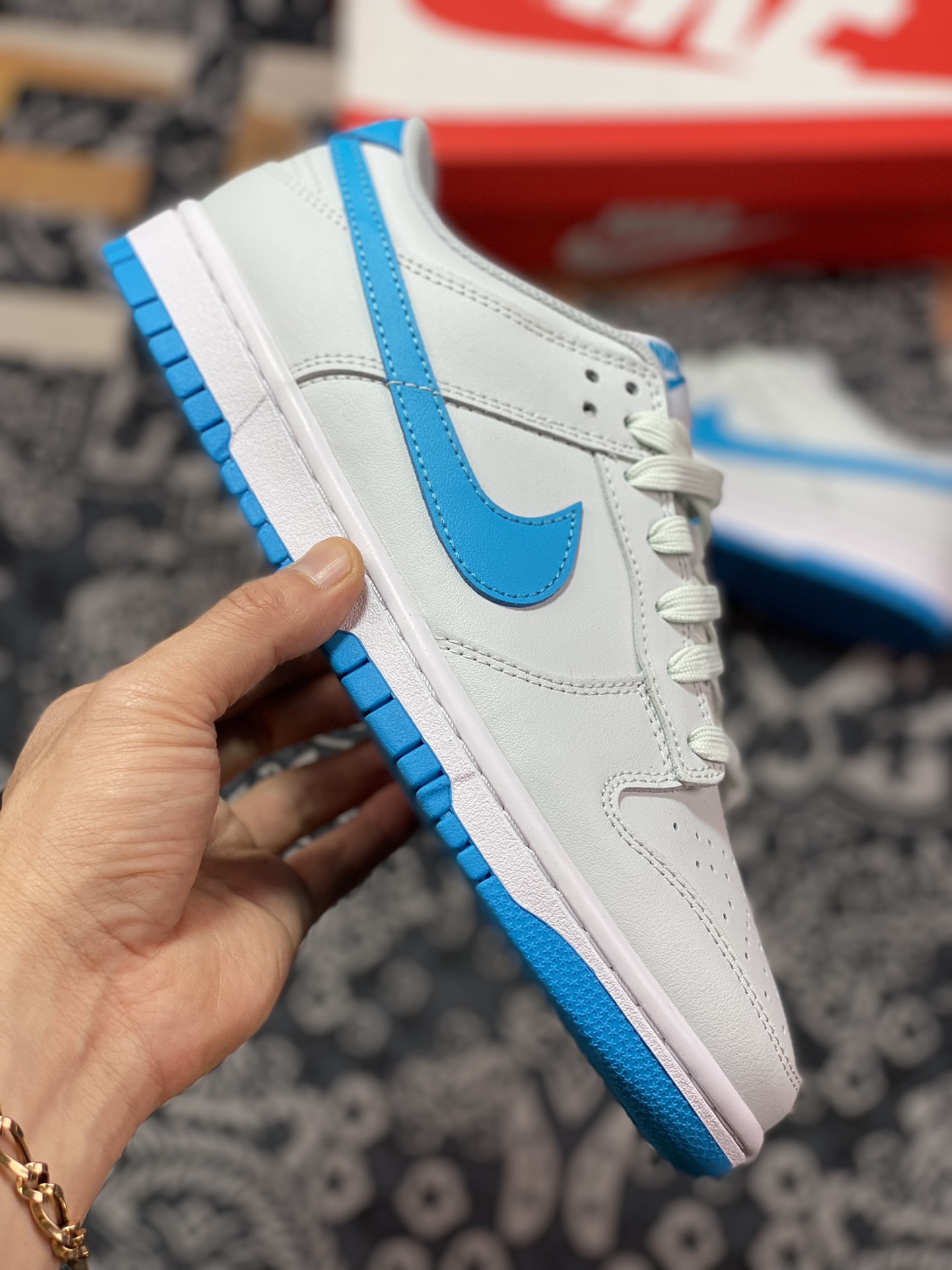 Nike SB Dunk Low Retro ”Grey/Blue” dunk series low top casual sports skateboard shoes ”leather gray blue hook” DV0831-001-Top High Quatity Cheap Sneakers Fashion Clothing Clothes Bags handbags Shoes of all Brand wholesale With The best Quality And Beautiful Price from China Factory Chinese suppliers wholesaler seller Nike SB Dunk Low Retro ”Grey/Blue” dunk series low top casual sports skateboard shoes ”leather gray blue hook” DV0831-001