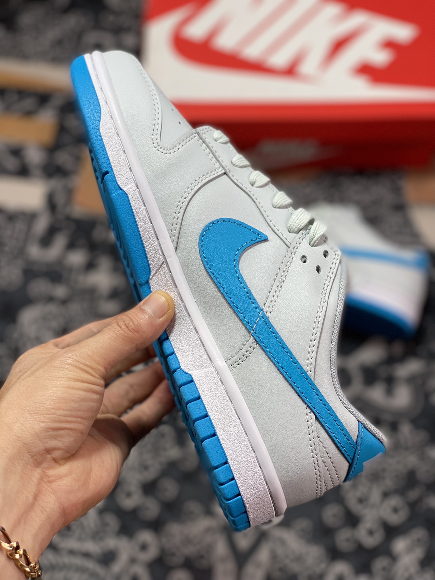 Nike SB Dunk Low Retro ”Grey/Blue” dunk series low top casual sports skateboard shoes ”leather gray blue hook” DV0831-001-Top High Quatity Cheap Sneakers Fashion Clothing Clothes Bags handbags Shoes of all Brand wholesale With The best Quality And Beautiful Price from China Factory Chinese suppliers wholesaler seller Nike SB Dunk Low Retro ”Grey/Blue” dunk series low top casual sports skateboard shoes ”leather gray blue hook” DV0831-001