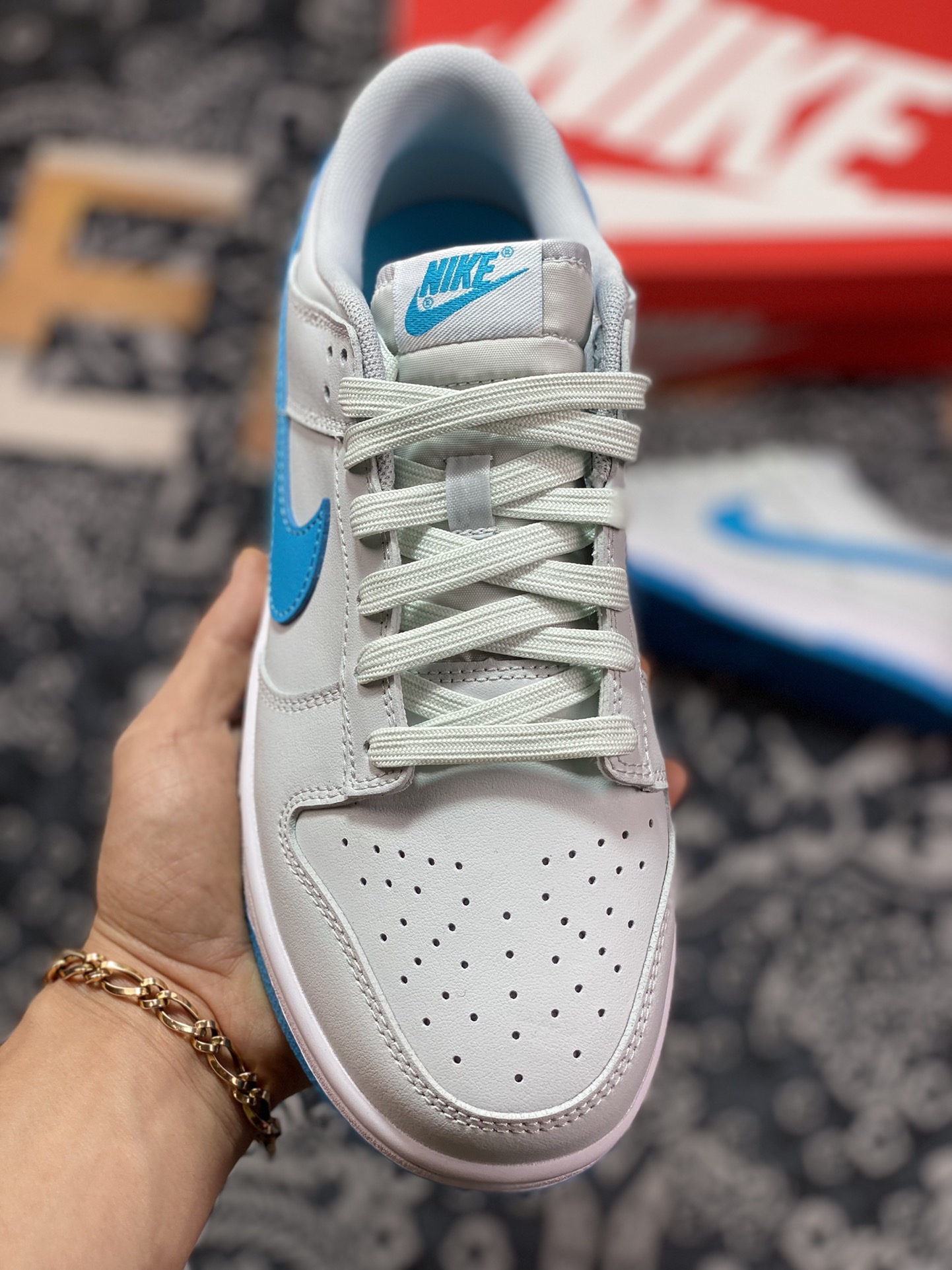 Nike SB Dunk Low Retro ”Grey/Blue” dunk series low top casual sports skateboard shoes ”leather gray blue hook” DV0831-001-Top High Quatity Cheap Sneakers Fashion Clothing Clothes Bags handbags Shoes of all Brand wholesale With The best Quality And Beautiful Price from China Factory Chinese suppliers wholesaler seller Nike SB Dunk Low Retro ”Grey/Blue” dunk series low top casual sports skateboard shoes ”leather gray blue hook” DV0831-001