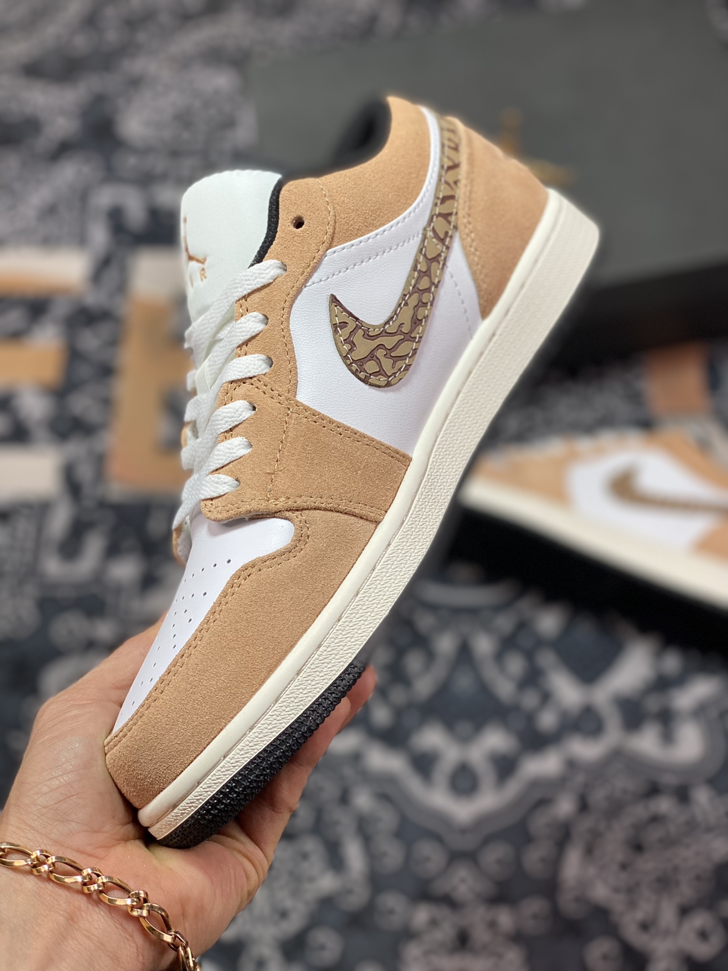 Original factory level Air Jordan 1 Low white brown official synchronous new color DZ4130-201-Top High Quatity Cheap Sneakers Fashion Clothing Clothes Bags handbags Shoes of all Brand wholesale With The best Quality And Beautiful Price from China Factory Chinese suppliers wholesaler seller Original factory level Air Jordan 1 Low white brown official synchronous new color DZ4130-201