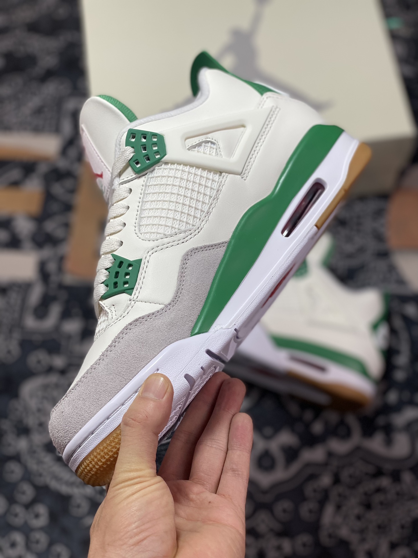 GB Original Level Nike SB x Air Jordan 4 ”Pine Green” Joint Turquoise DR5415-103-Top High Quatity Cheap Sneakers Fashion Clothing Clothes Bags handbags Shoes of all Brand wholesale With The best Quality And Beautiful Price from China Factory Chinese suppliers wholesaler seller GB Original Level Nike SB x Air Jordan 4 ”Pine Green” Joint Turquoise DR5415-103