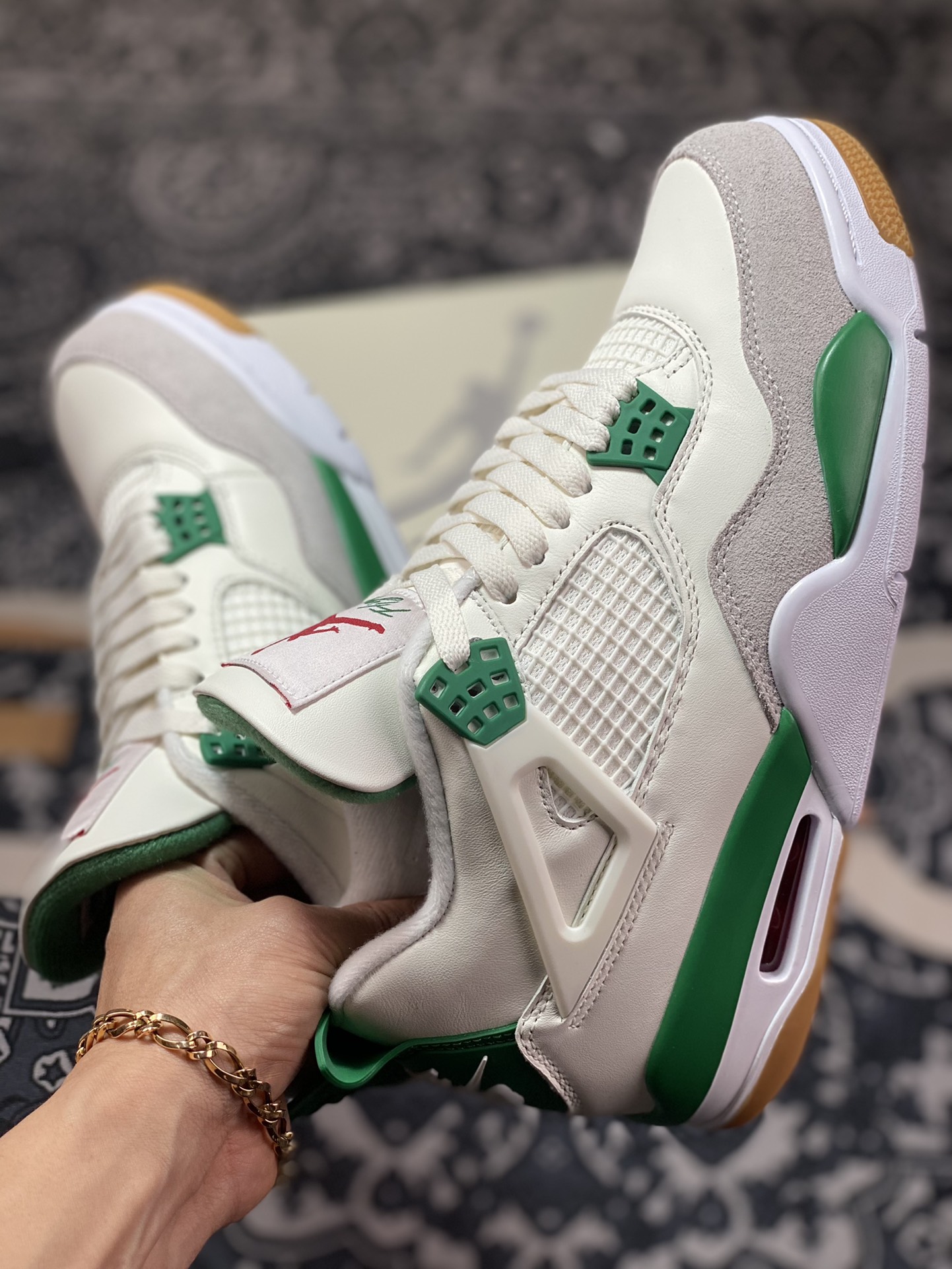 GB Original Level Nike SB x Air Jordan 4 ”Pine Green” Joint Turquoise DR5415-103-Top High Quatity Cheap Sneakers Fashion Clothing Clothes Bags handbags Shoes of all Brand wholesale With The best Quality And Beautiful Price from China Factory Chinese suppliers wholesaler seller GB Original Level Nike SB x Air Jordan 4 ”Pine Green” Joint Turquoise DR5415-103