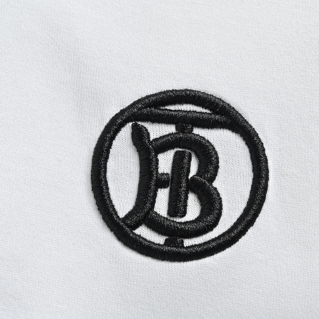 Burberry/巴宝莉 22ss 圆圈TB刺绣短袖