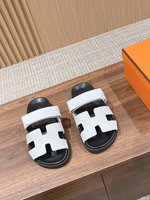 What’s the best to buy replica
 Hermes Shoes Slippers Splicing