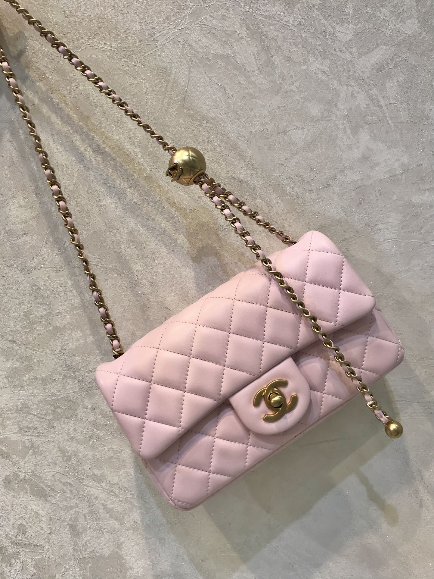 CHANEL cuir d'origine agneau matelassé classique valeur sûre souple et épais sac chaîne - qualité supérieure
