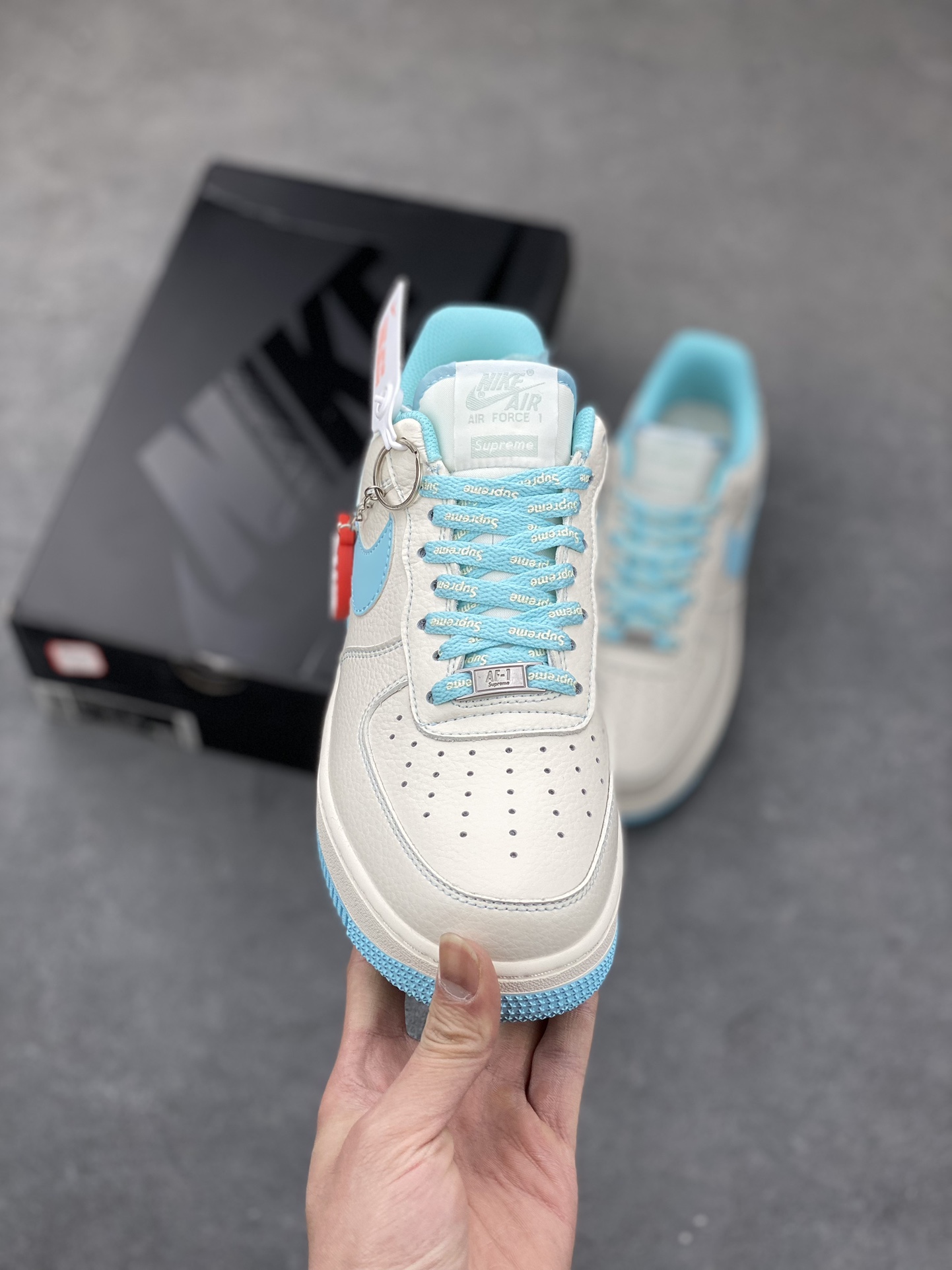 Nike Air Force 1 '07 Low Supreme Collab Sneakers - Limited Edition 3 i1681156522 4782 1