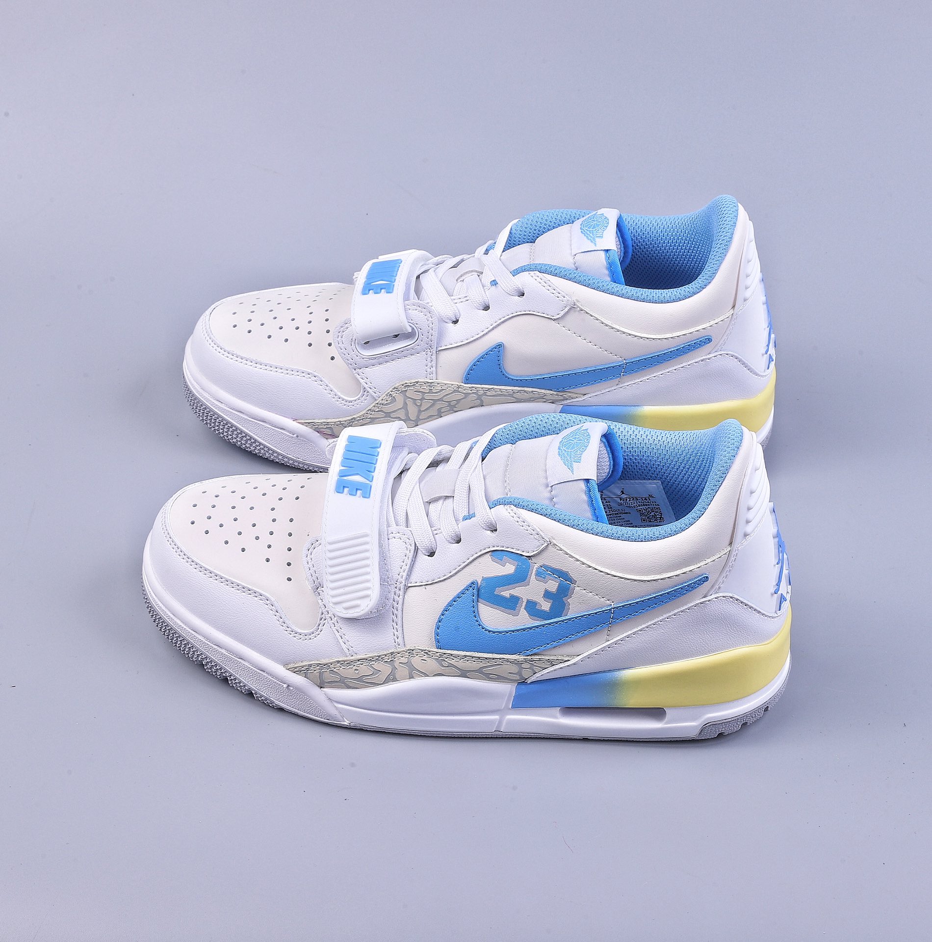 240 Air Jordan Legacy 312 Low 有着交错结合的设计FJ7223-141
