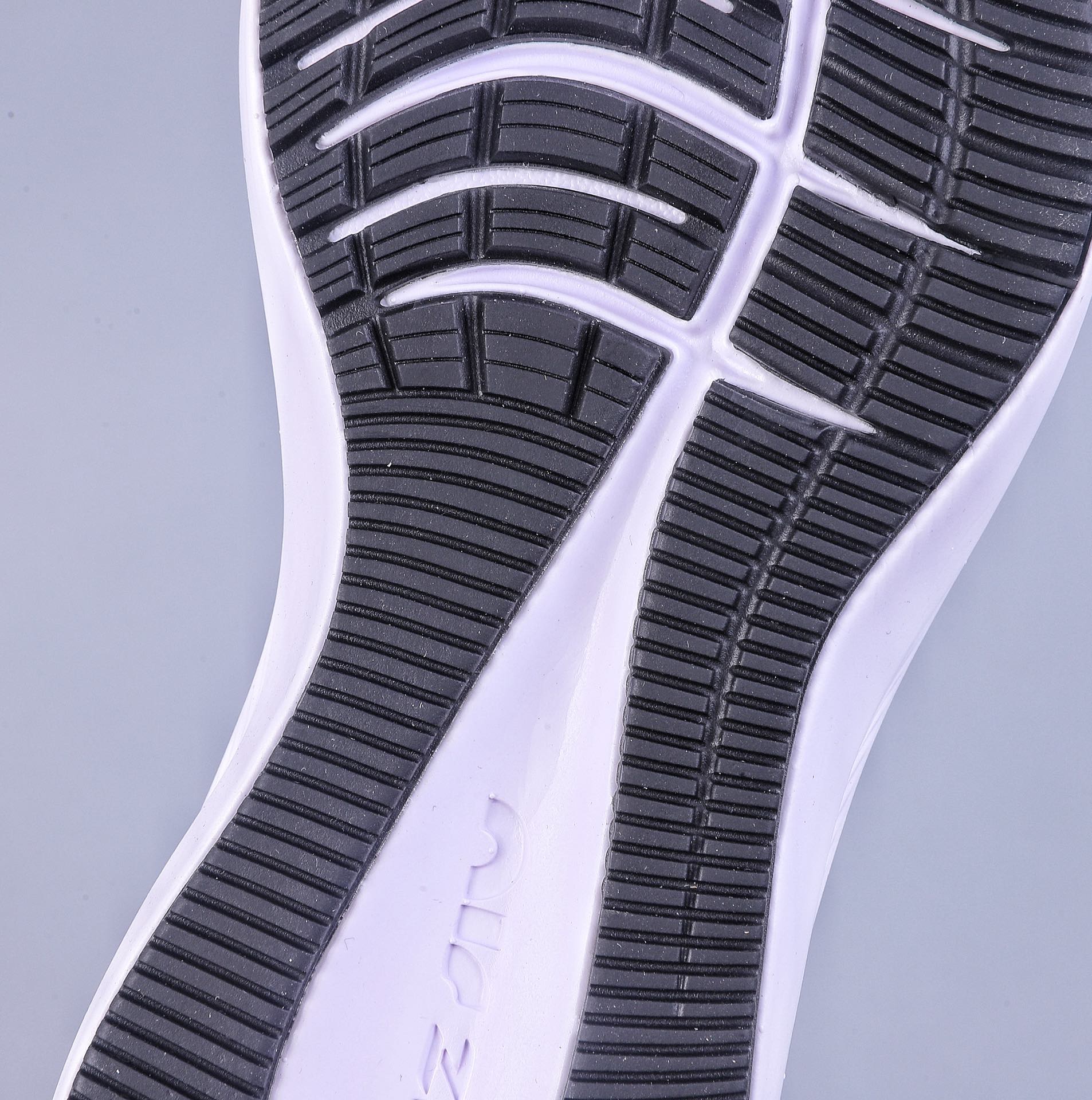 180 Nike Zoom Winflo 7 W7代 网面透气 训练跑步鞋 CJ0291-005