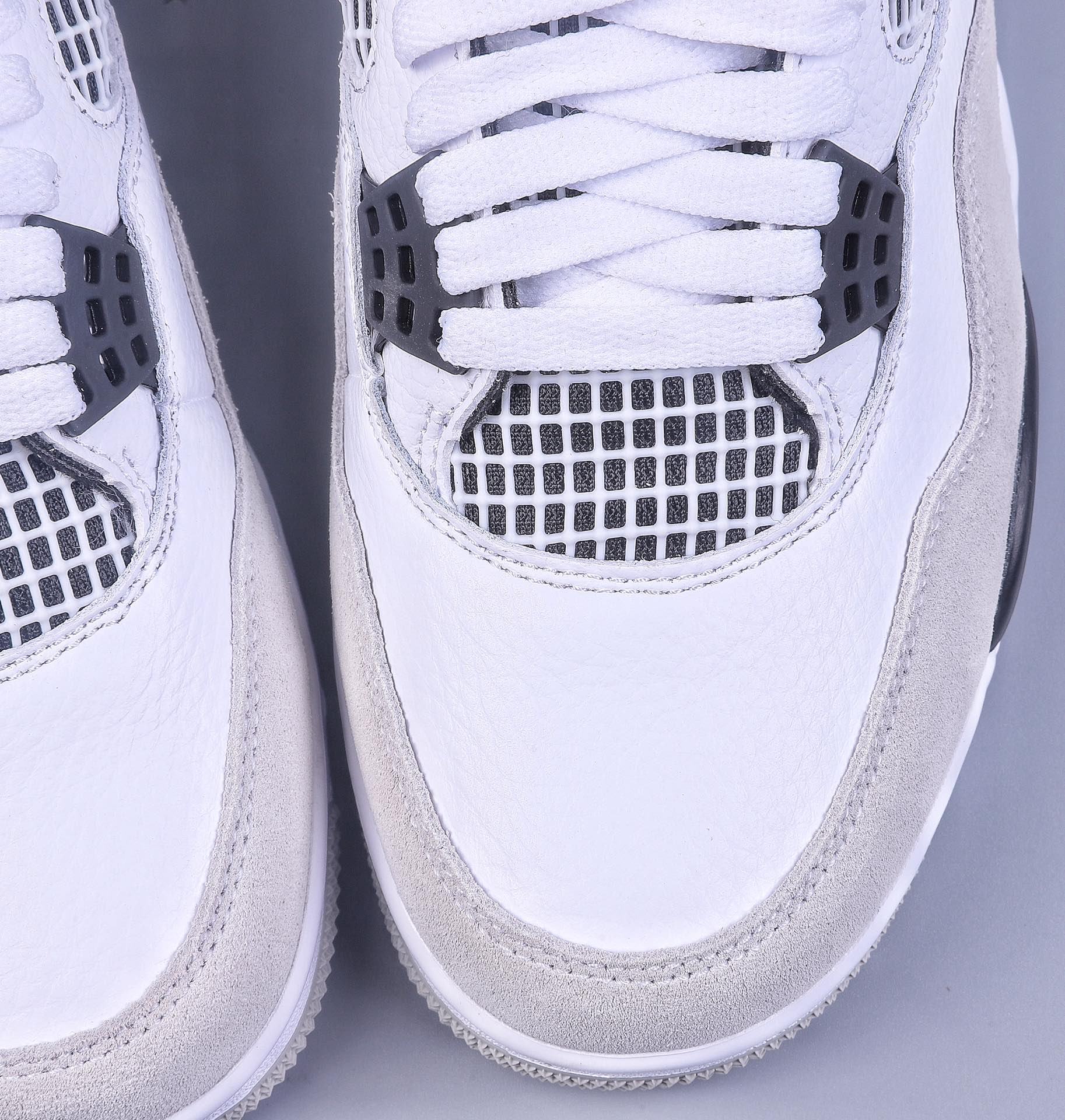 240 S Air Jordan AJ4 Retro 小白水泥 DH6927-111