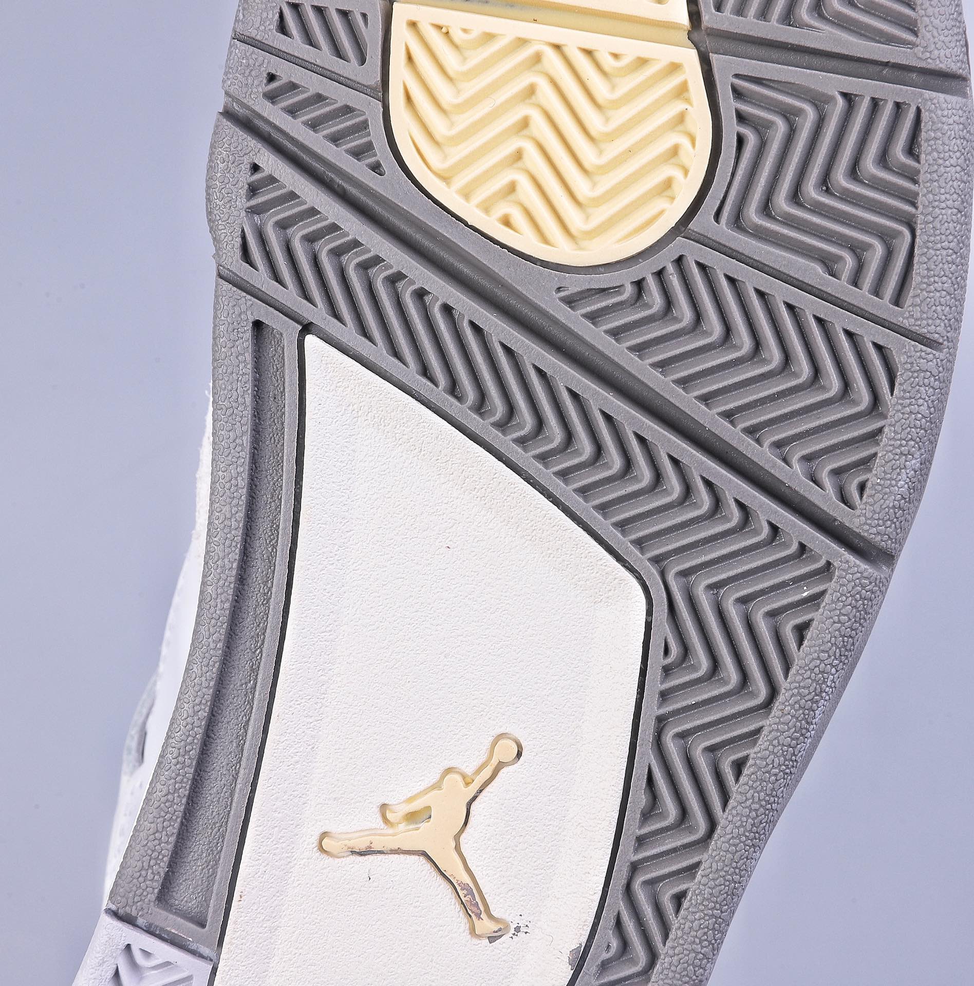 300 R AJ4 灰兔子 Nike Air Jordan 4 SE “Crart” 大厂批次DV3742-021